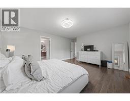 715 BURNETT Avenue - 24