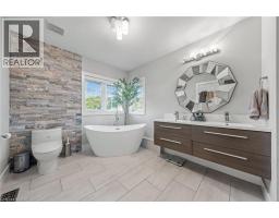 715 BURNETT Avenue - 25