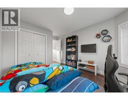 715 BURNETT Avenue - 31