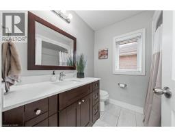 715 BURNETT Avenue - 32