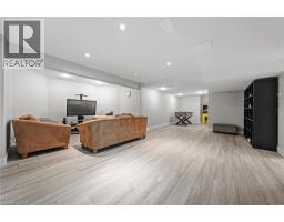 715 BURNETT Avenue - 35