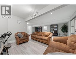 715 BURNETT Avenue - 36