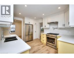 2 ESSON Street - 17