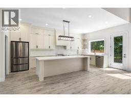 25 SUNVIEW Drive - 13