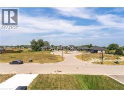 25 SUNVIEW Drive - 32