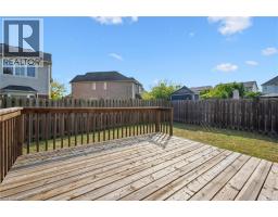 19 HORTON Walk - 24