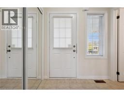 19 HORTON Walk - 6