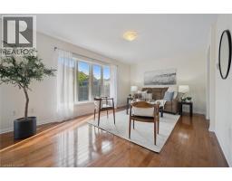 19 HORTON Walk - 7