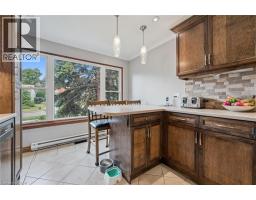 10 NORTHWOOD Crescent - 14