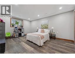 10 NORTHWOOD Crescent - 27