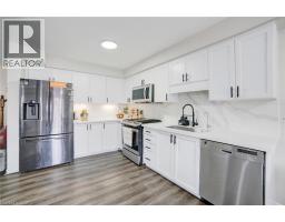 56 VERONA Street - 10
