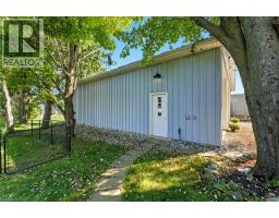 146 LYNDEN Road - 35