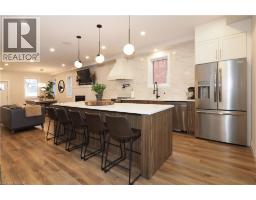 238 EAGLE Street S - 23