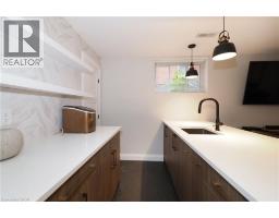 238 EAGLE Street S - 43