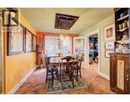 85 UNION Boulevard - 11