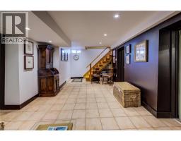 85 UNION Boulevard - 23