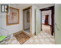 85 UNION Boulevard - 27