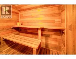 85 UNION Boulevard - 29
