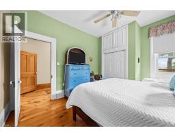 34 FIELD Road - 27
