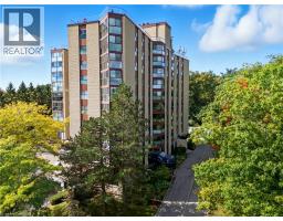 20 BERKLEY Road UnitNo. 702 - 1