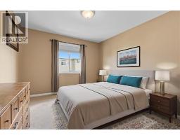 57 TWEEDSDALE Street - 23