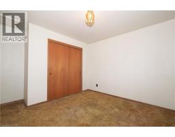881 DUNBAR Road - 19