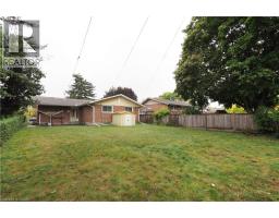881 DUNBAR Road - 32