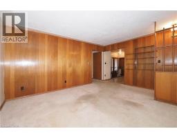 881 DUNBAR Road - 7