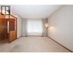 881 DUNBAR Road - 9