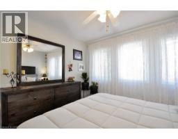 8 BRANDY Crescent - 26