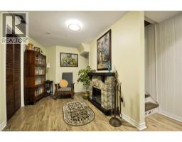 8 BRANDY Crescent - 32