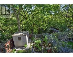 8 BRANDY Crescent - 35