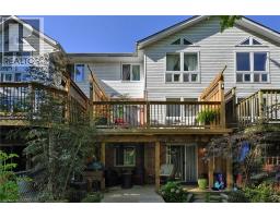 8 BRANDY Crescent - 40
