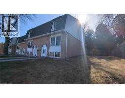 206 GREEN VALLEY Drive UnitNo. 7 - 2