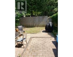 206 GREEN VALLEY Drive UnitNo. 7 - 40