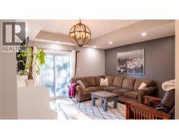 55 SUFFOLK Avenue - 25