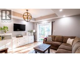 55 SUFFOLK Avenue - 26