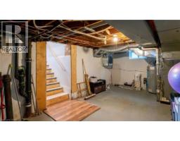 55 SUFFOLK Avenue - 32