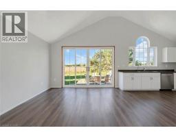 407 HARRISBURG Road - 6