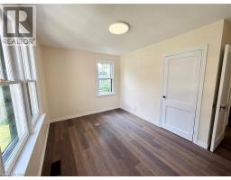 648 WALLACE Street - 12