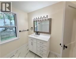 648 WALLACE Street - 14