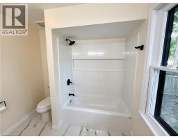 648 WALLACE Street - 15