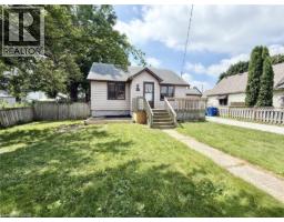 648 WALLACE Street - 2