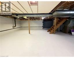 648 WALLACE Street - 23