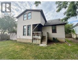 648 WALLACE Street - 24
