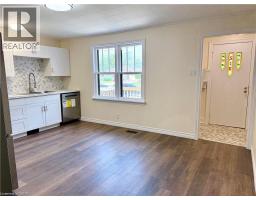 648 WALLACE Street - 6