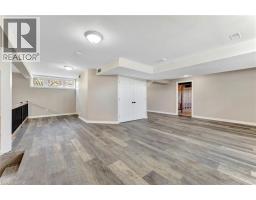 70 GOVERNORS Road E - 31