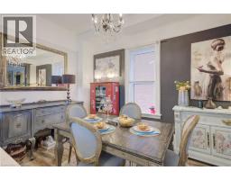 32 ELLEN Street E - 18