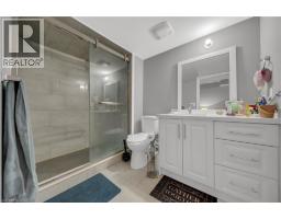 1161 UPPER THAMES Drive - 42