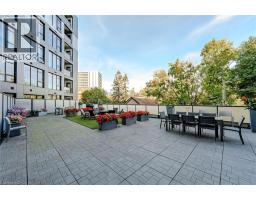 690 KING Street W UnitNo. 622 - 27